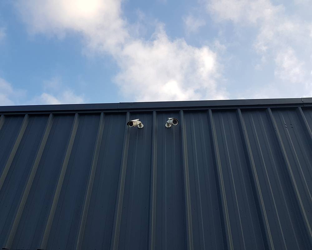 Installation de caméra pour entreprise